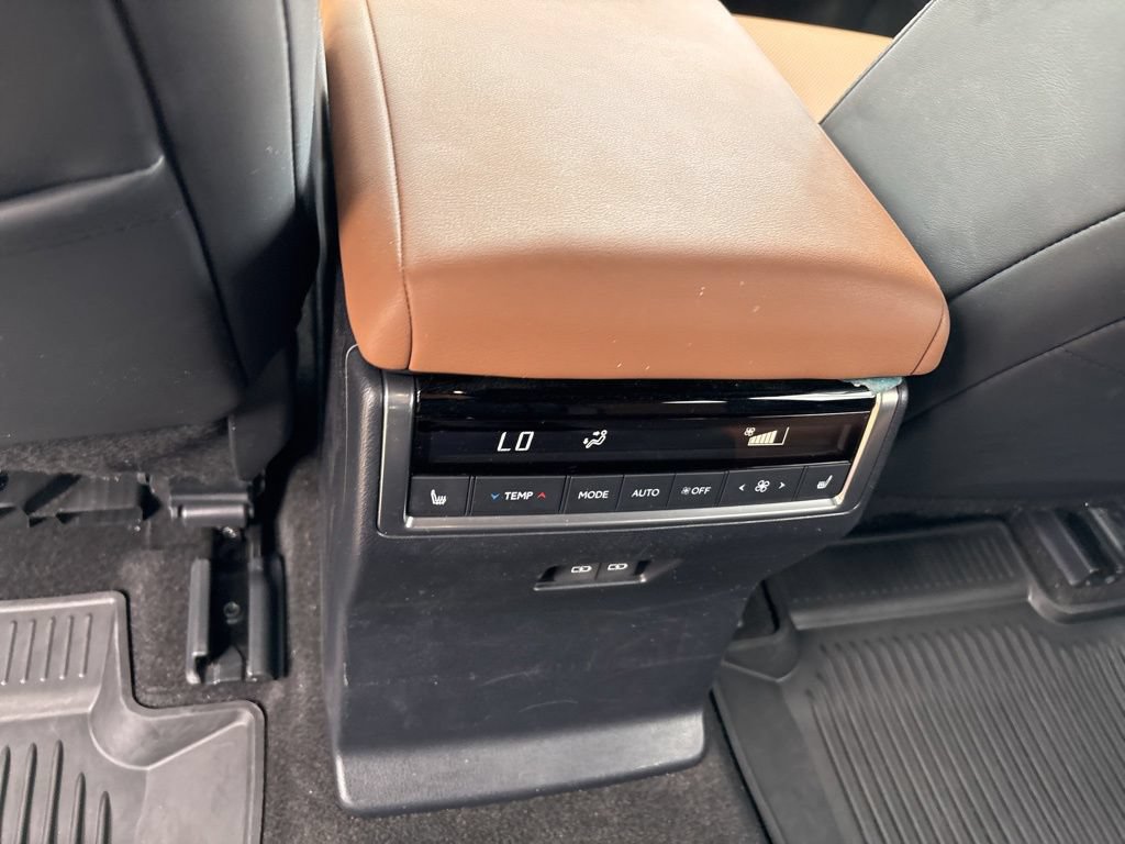 Certified 2025 Lexus GX 550 w/ Accessory Package (2T) AWD/4WD image 20