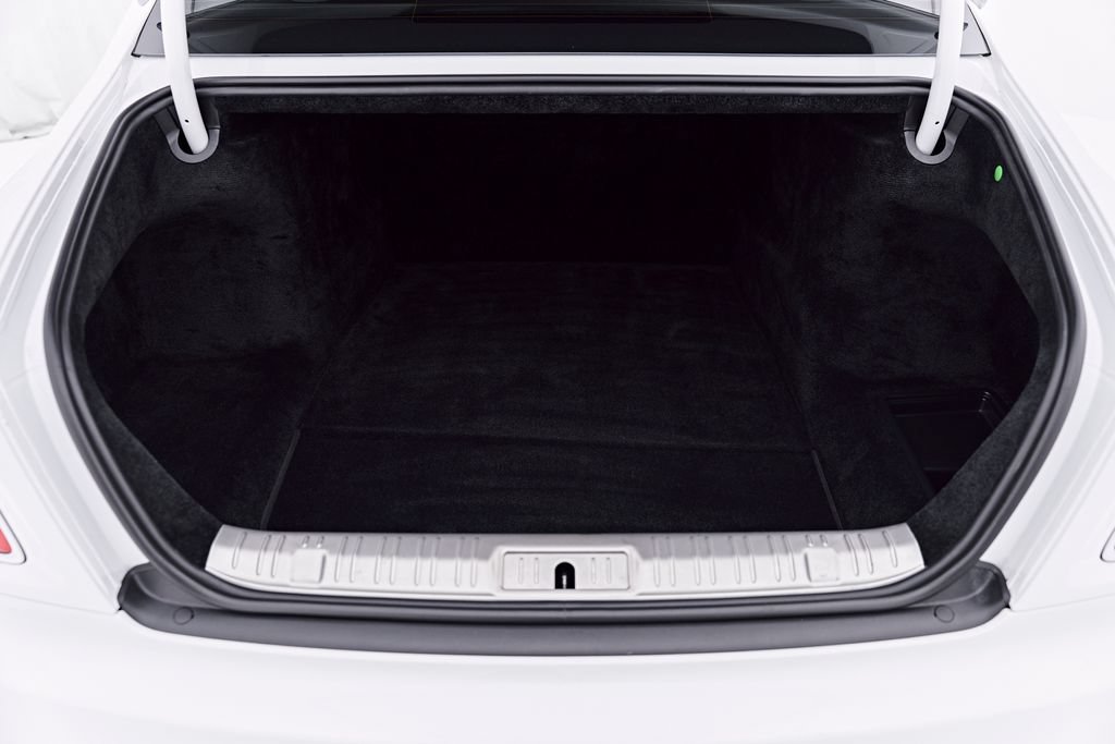 Used 2018 Rolls-Royce Ghost RWD image 30