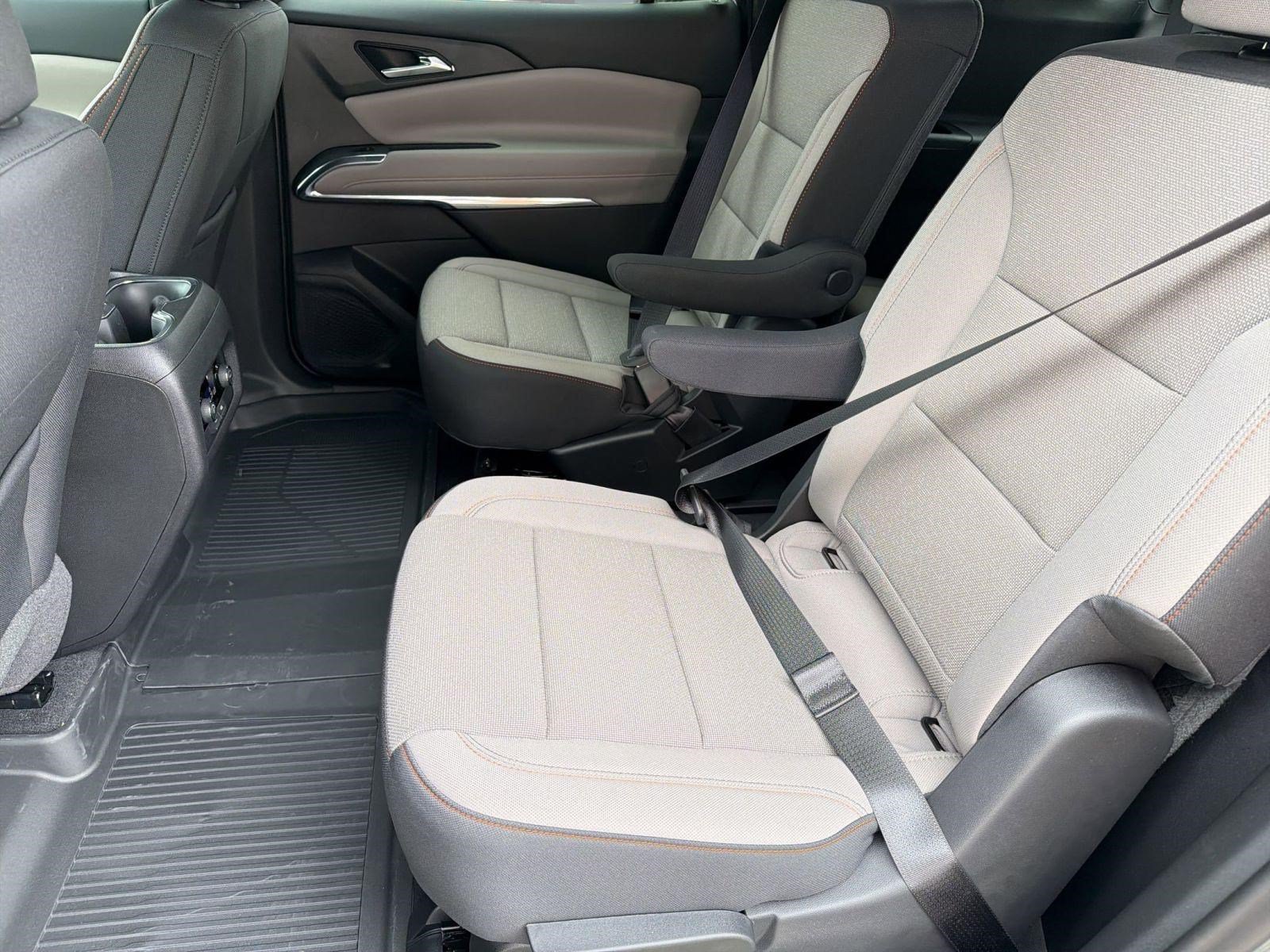 New 2026 Chevrolet Traverse LT FWD image 15