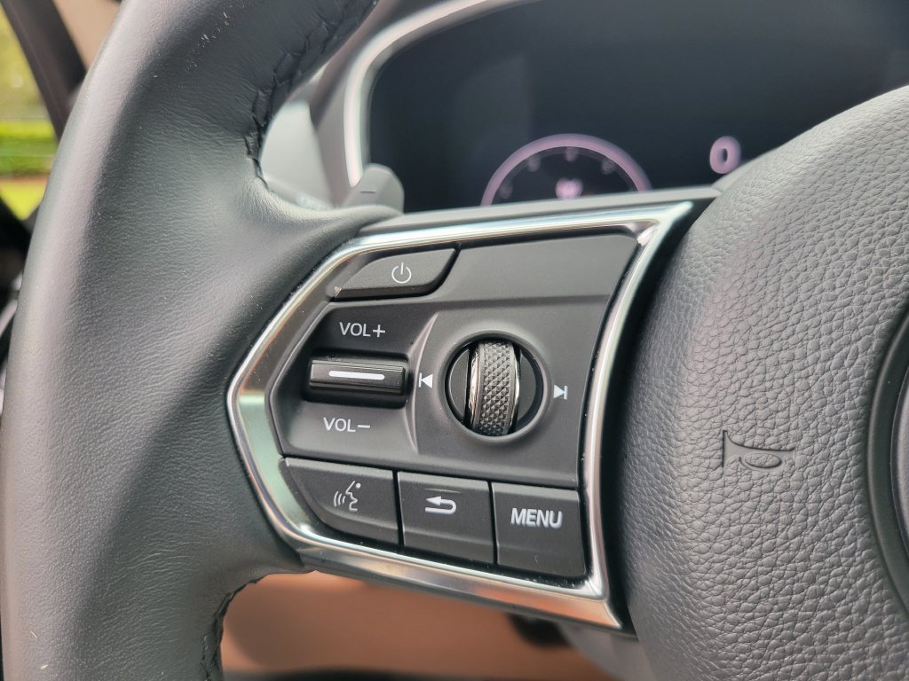 Used 2025 Acura MDX w/ Technology Package FWD image 26