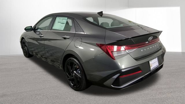 New 2026 Hyundai Elantra SEL Sport Premium FWD image 7
