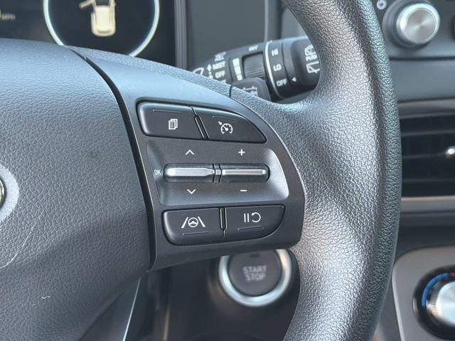 Used 2023 Hyundai Kona SE FWD image 25