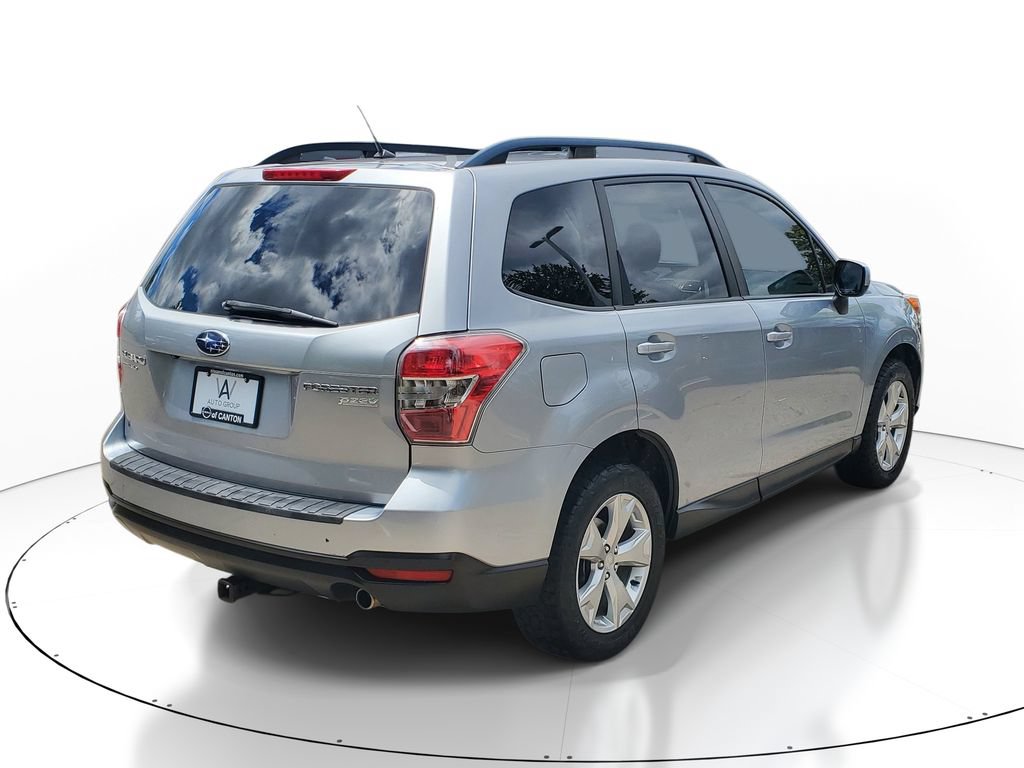 Used 2014 Subaru Forester 2.5i Premium w/ All-Weather Package AWD/4WD image 4