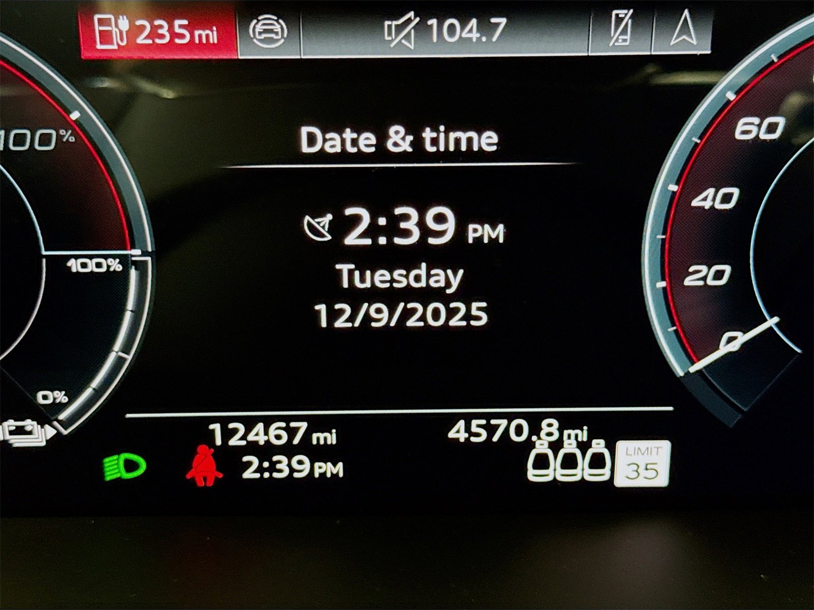 Certified 2024 Audi e-tron GT Premium Plus w/ Executive Package image 12