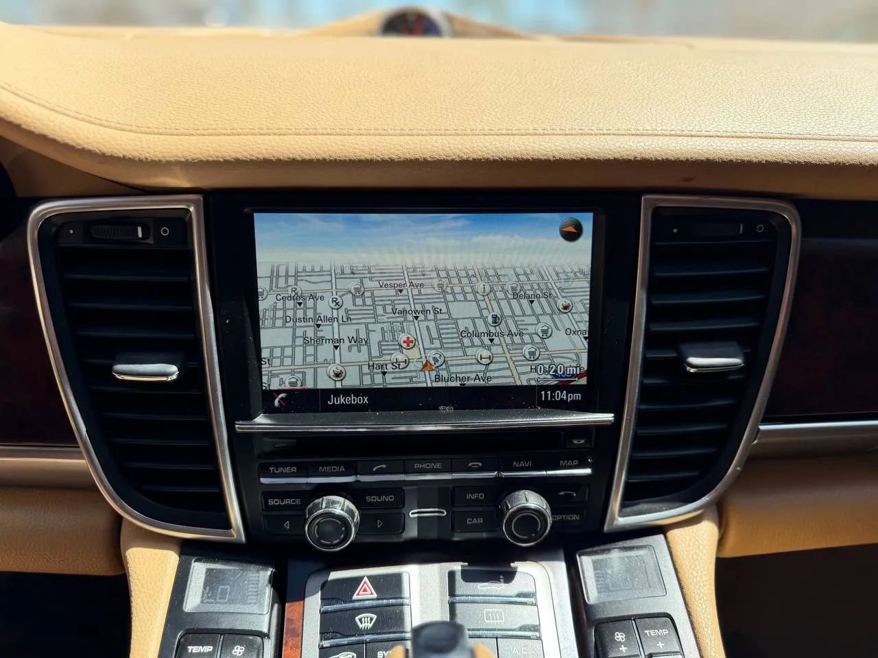 Used 2014 Porsche Panamera image 48