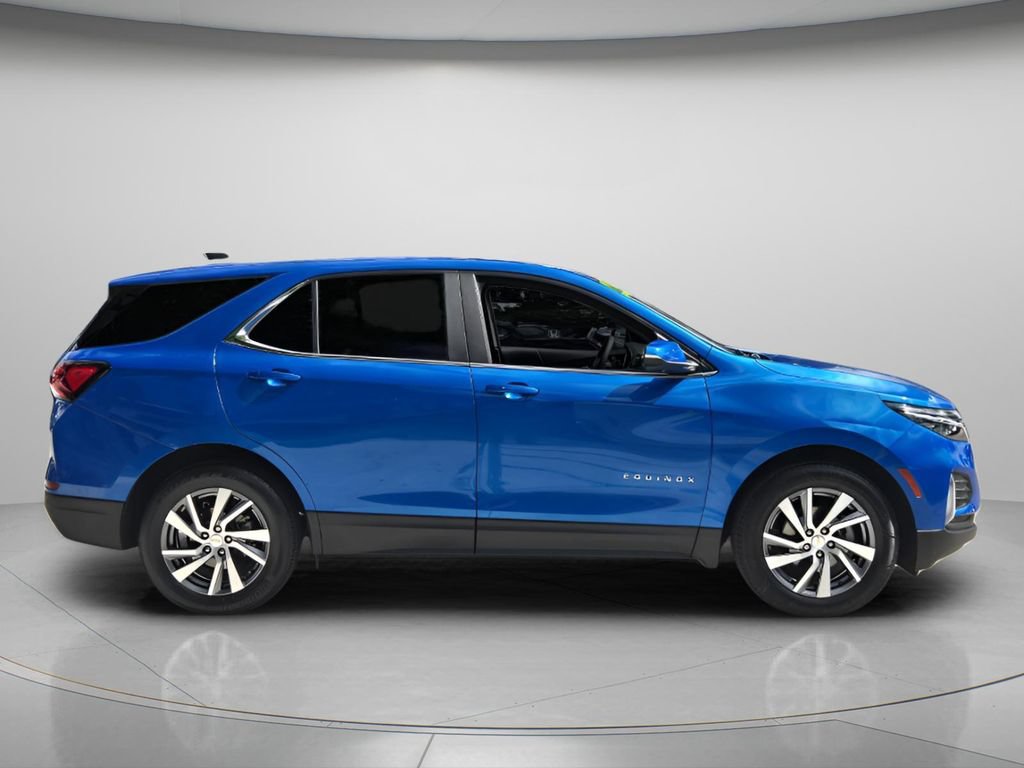 Used 2024 Chevrolet Equinox LT FWD image 3
