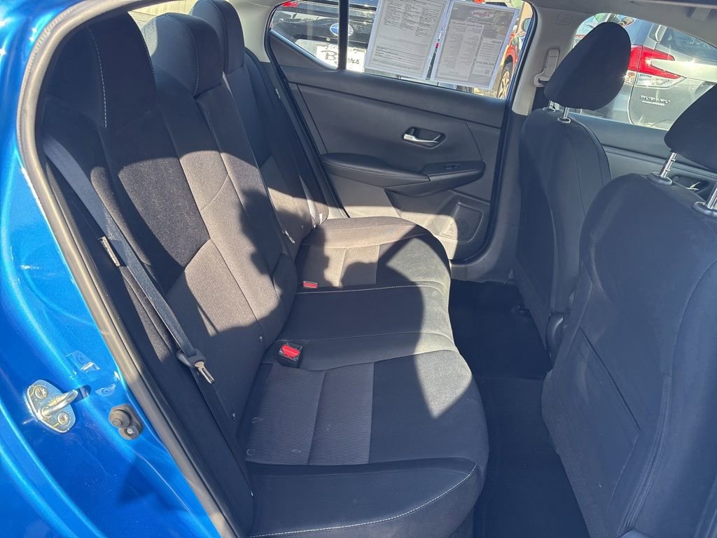 Used 2022 Nissan Sentra SV FWD image 11