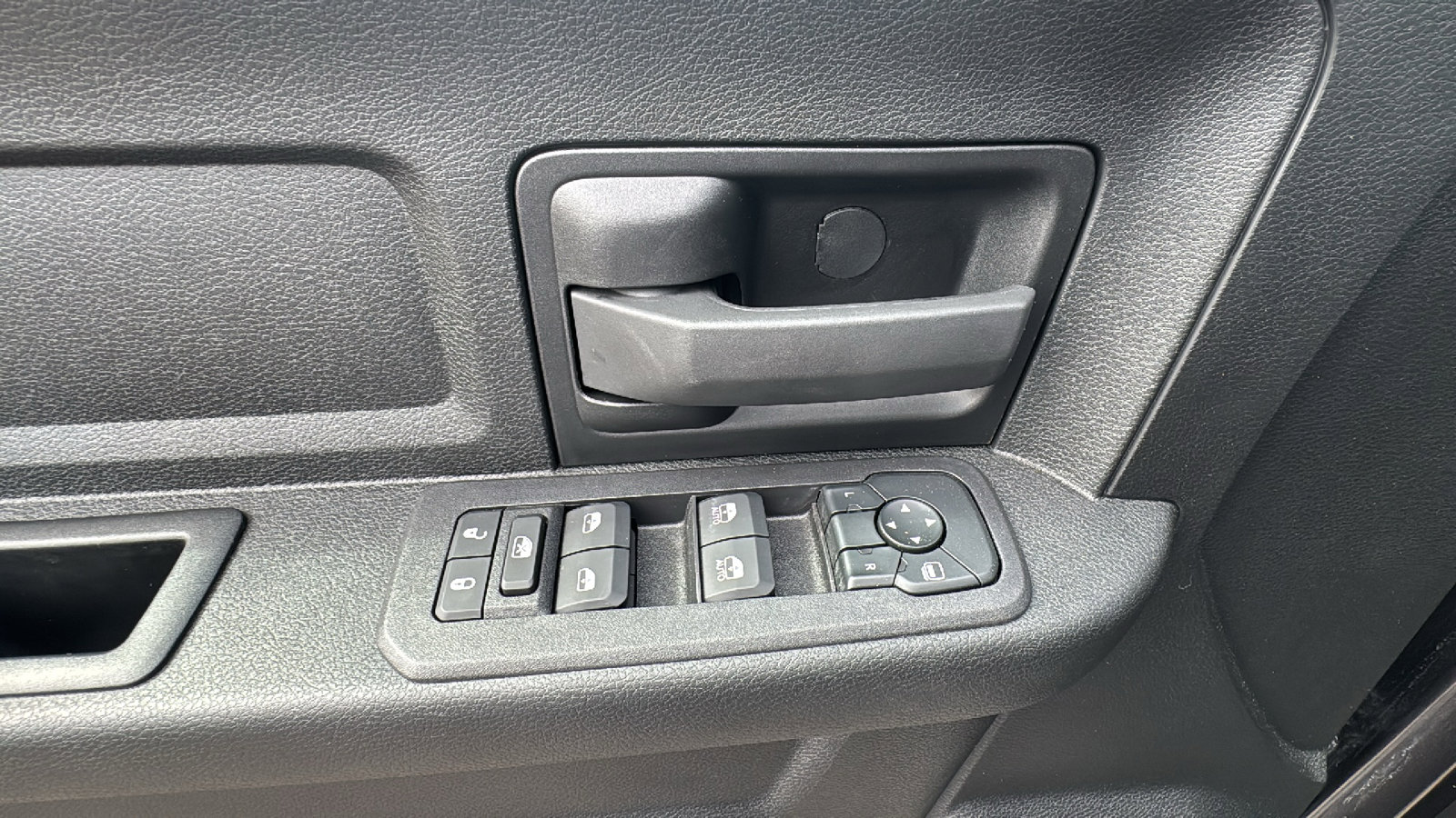 Certified 2025 RAM 2500 Tradesman image 12