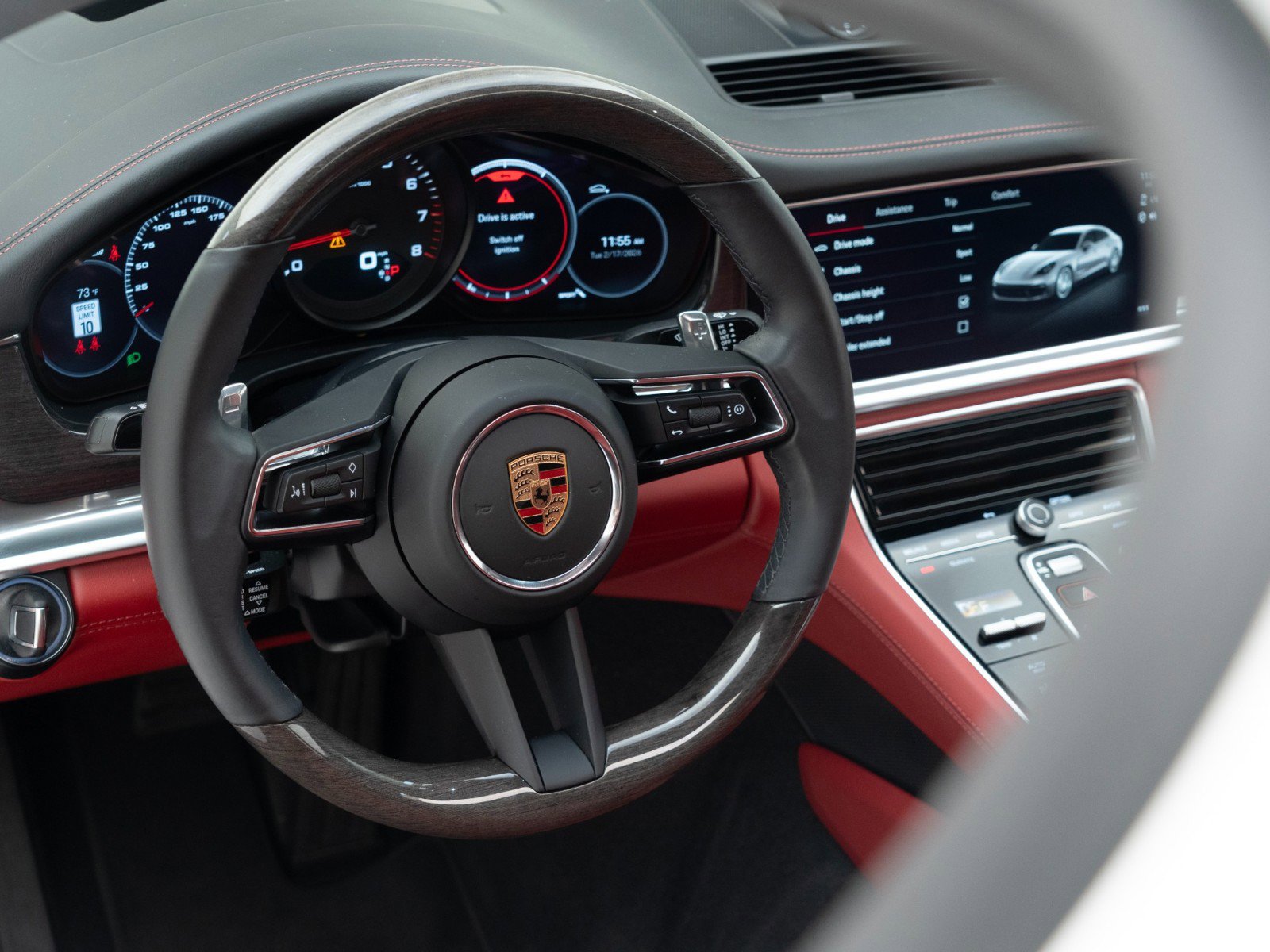 Certified 2023 Porsche Panamera Platinum Edition image 19