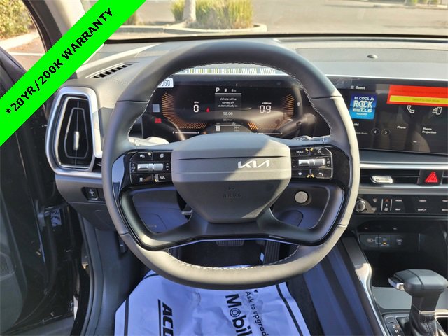 New 2026 Kia Sorento LX image 12