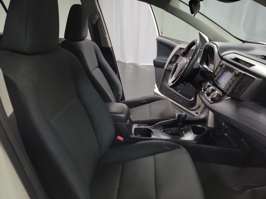 Used 2018 Toyota RAV4 LE w/ All Weather Liner Package FWD image 30