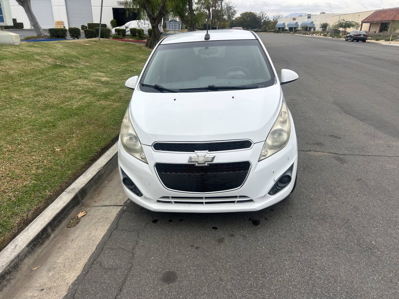 Used 2014 Chevrolet Spark LS FWD image 2