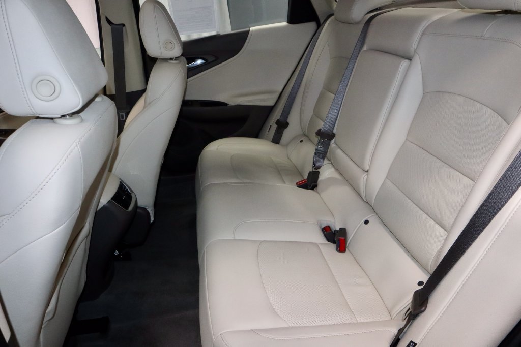 Used 2024 Chevrolet Malibu LT FWD image 23