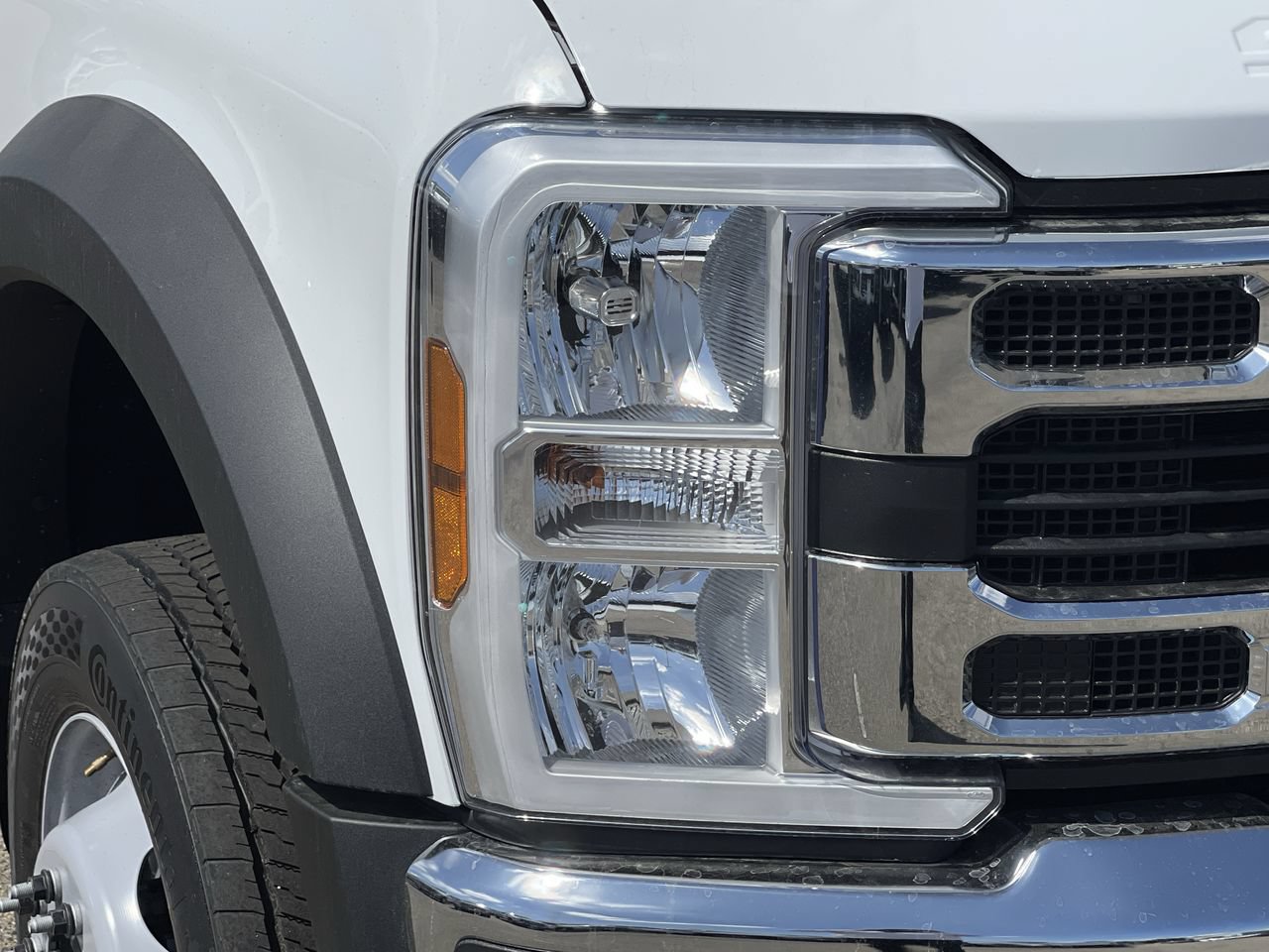 New 2026 Ford F550 2WD Regular Cab Super Duty image 7