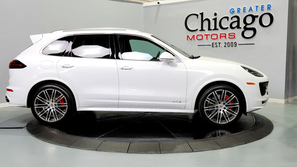 Used 2017 Porsche Cayenne GTS image 8