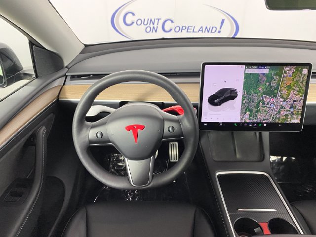 Used 2023 Tesla Model Y Performance AWD/4WD image 16