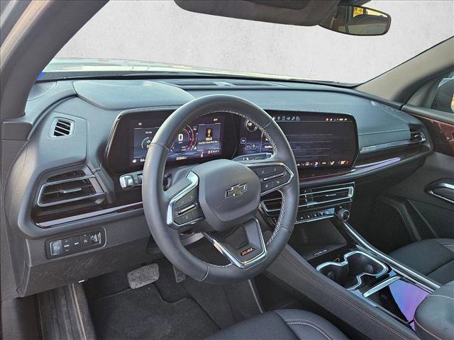Used 2025 Chevrolet Traverse Z71 w/ Driver Confidence Package image 7