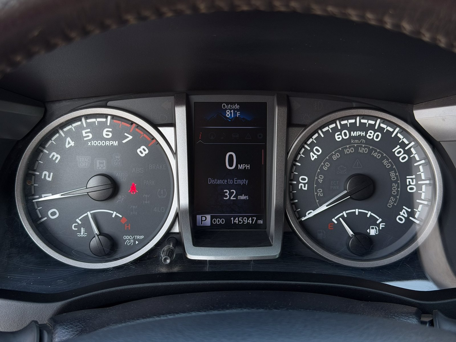 Used 2017 Toyota Tacoma Limited w/ Tow Package AWD/4WD image 24