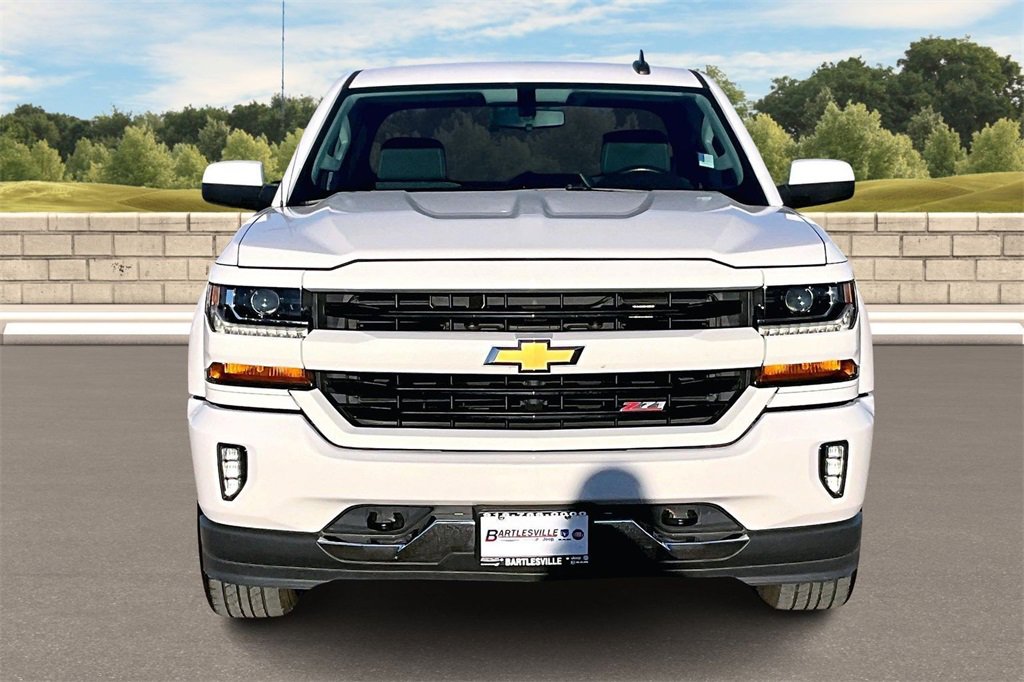 Used 2018 Chevrolet Silverado 1500 LT w/ All Star Edition image 3