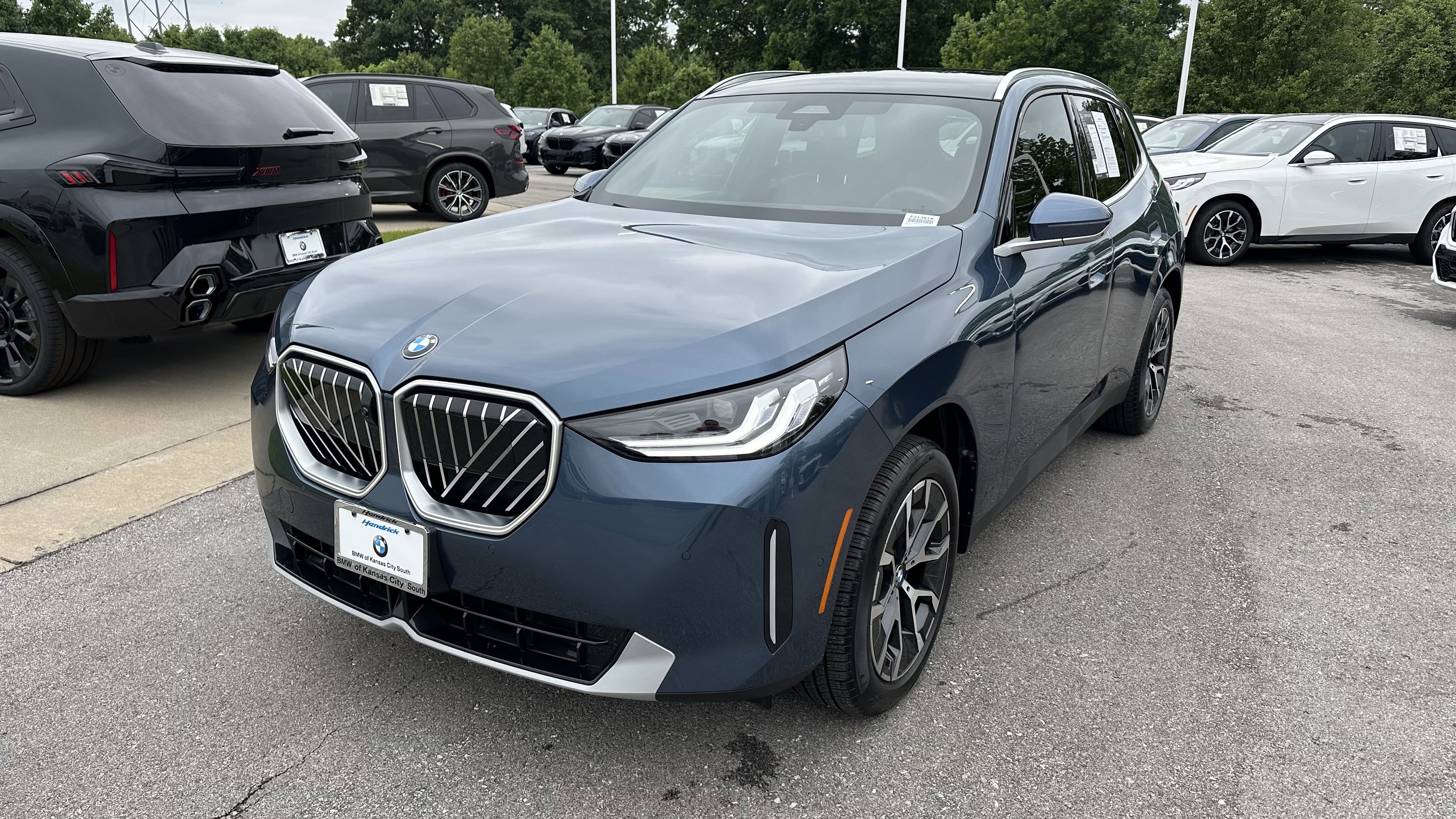 Certified 2025 BMW X3 xDrive30 w/ Premium Package AWD/4WD image 5