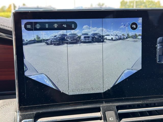 Used 2022 Lincoln Navigator Reserve w/ Equipment Group 201A image 34