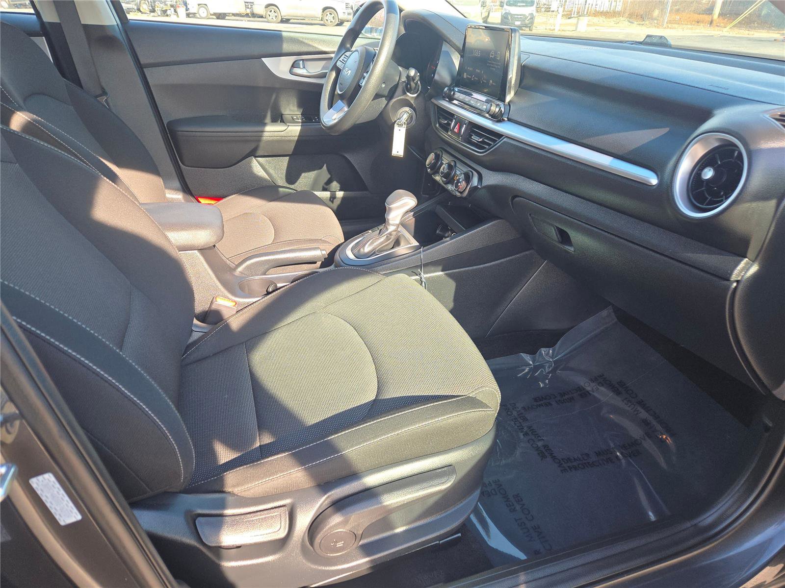 Used 2024 Kia Forte LXS image 7