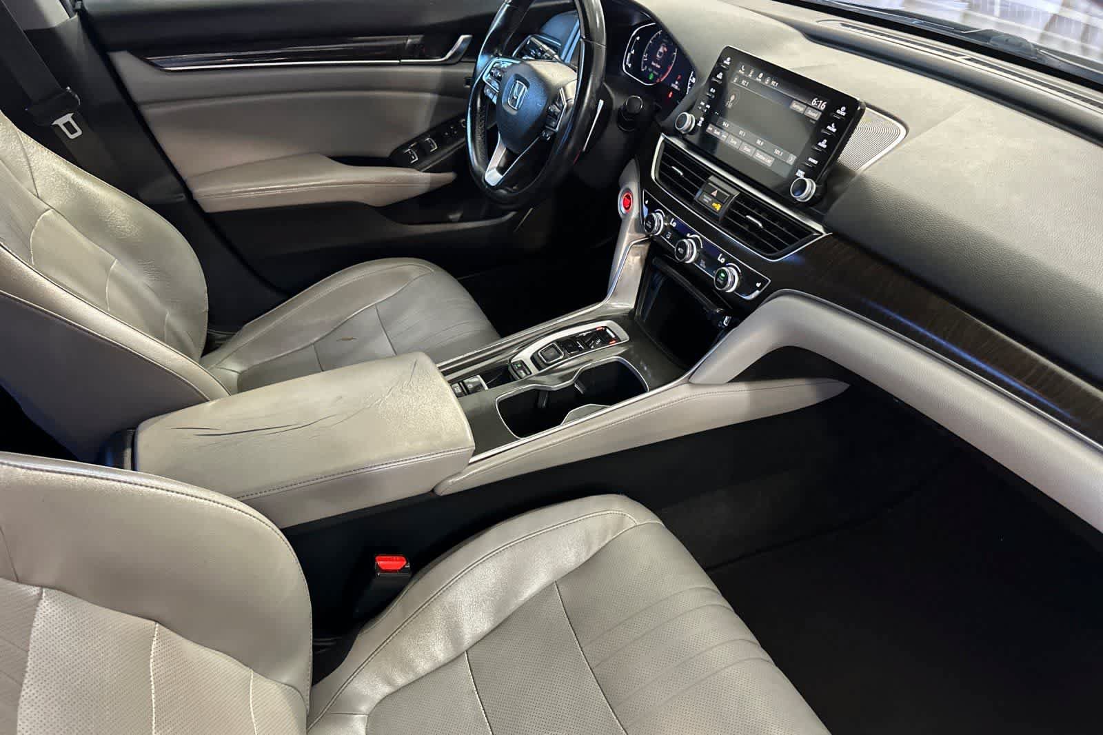 Used 2018 Honda Accord EX-L image 17
