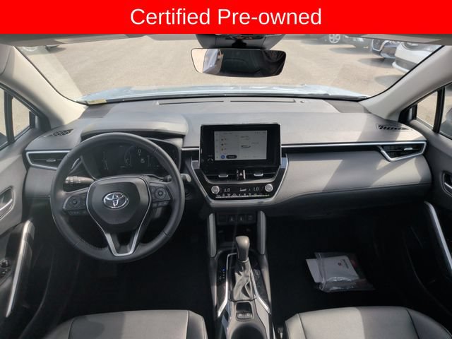 Used 2025 Toyota Corolla Cross XLE FWD image 26