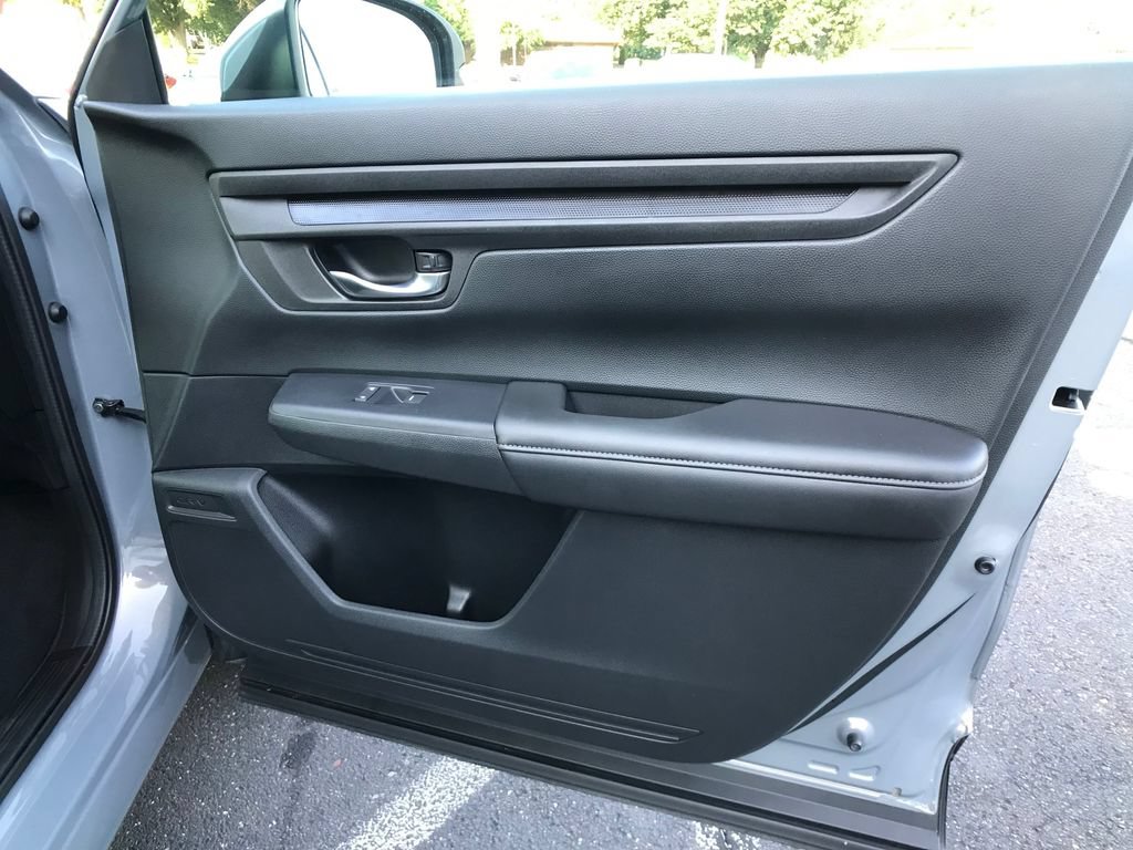 Certified 2025 Honda CR-V LX image 29