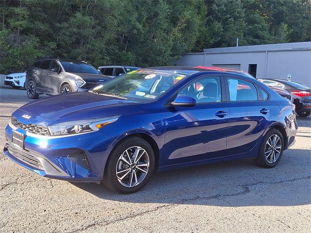 Certified 2023 Kia Forte LXS image 3