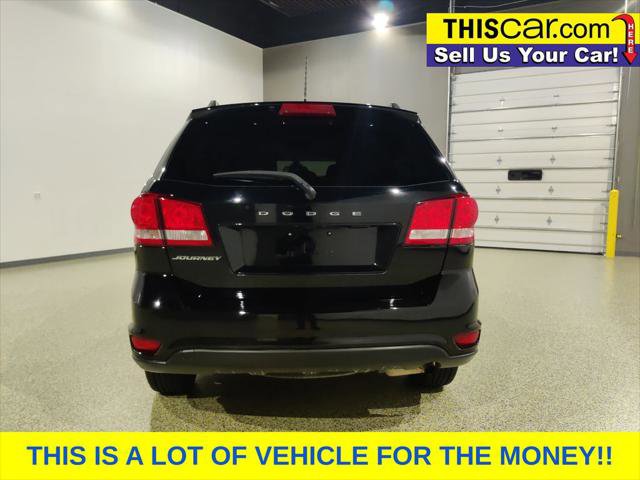 Used 2019 Dodge Journey SE w/ Blacktop Package FWD image 7