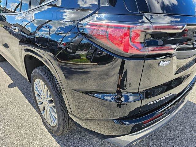 New 2026 GMC Acadia Denali w/ Super Cruise Package FWD image 13