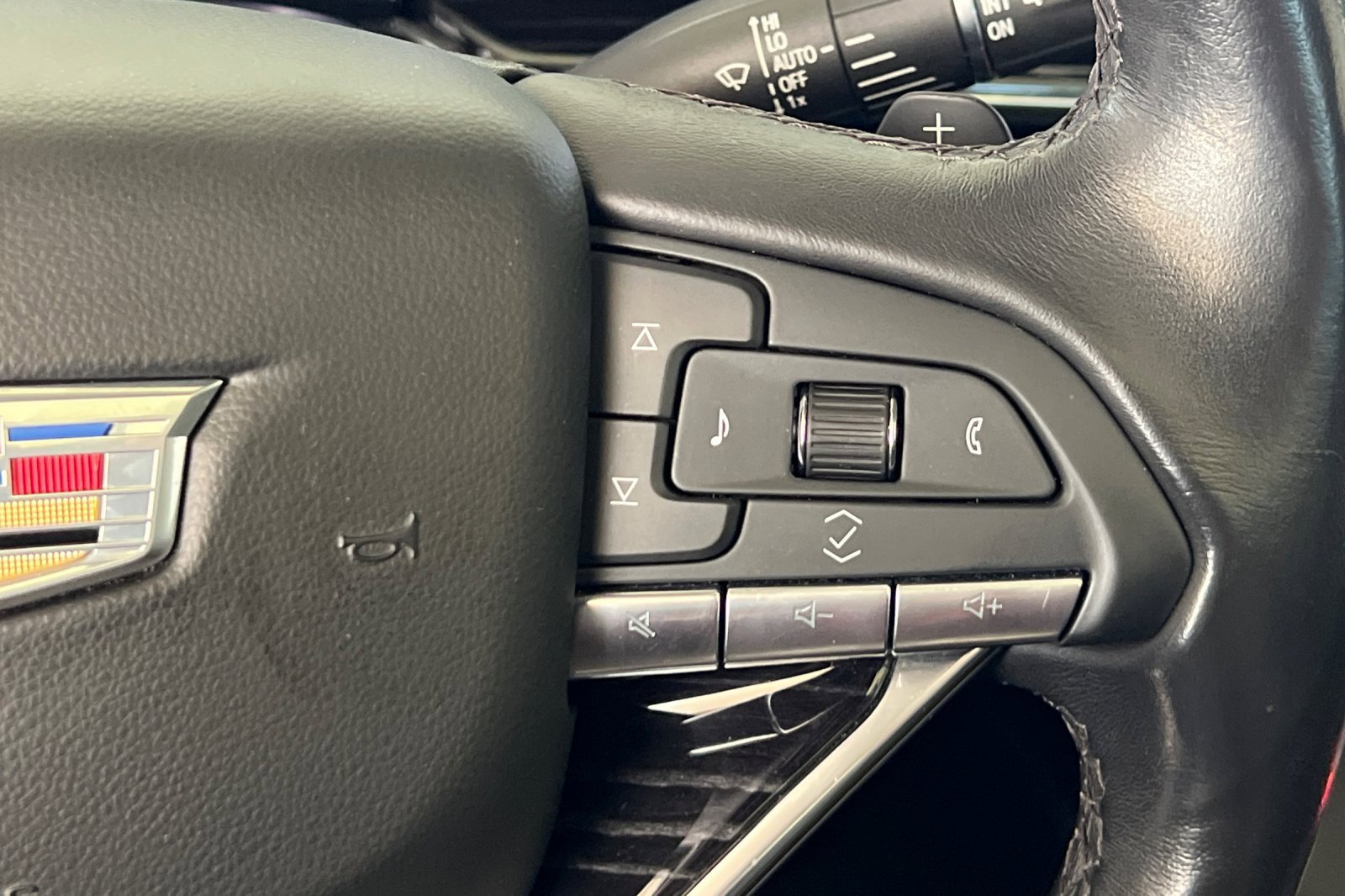 Used 2021 Cadillac Escalade Sport w/ Driver Assist Tech Package image 31