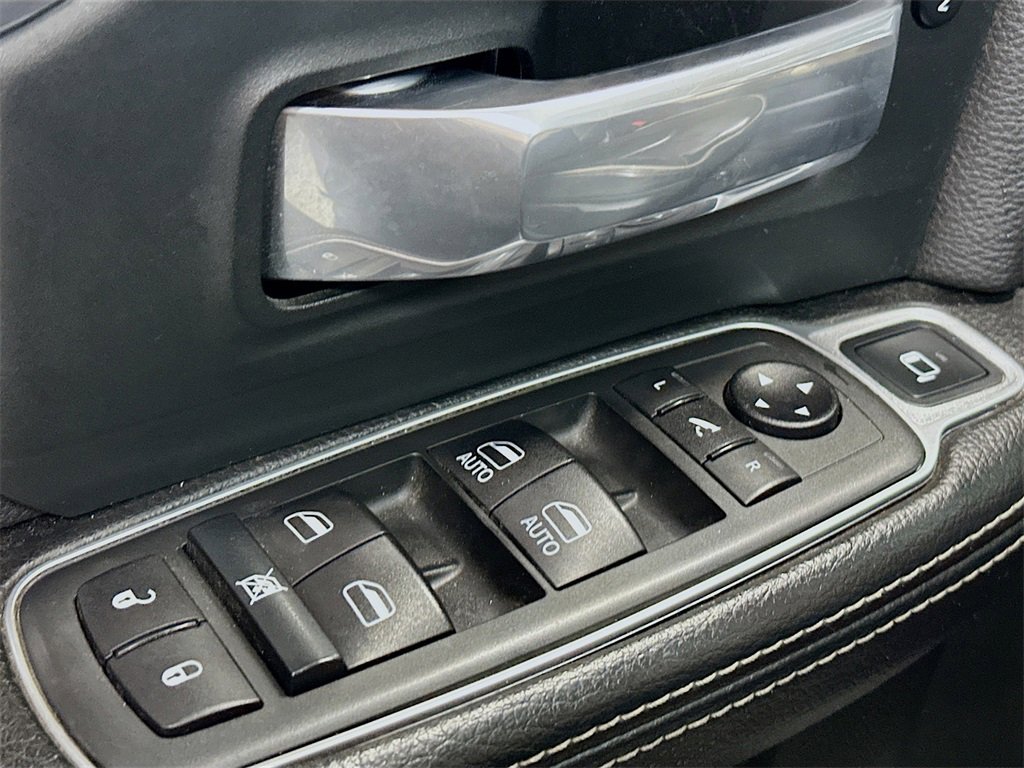 Used 2020 RAM 3500 Laramie image 17