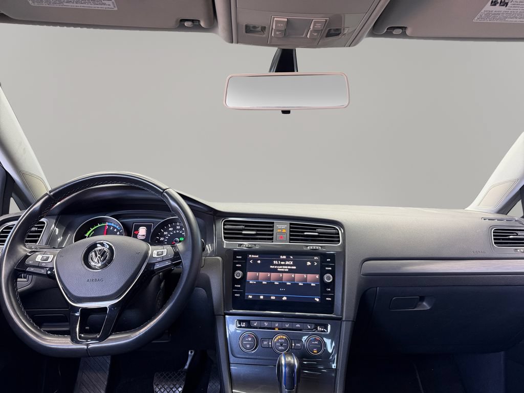 Used 2019 Volkswagen e-Golf SE w/ Driver Assistance Package FWD image 11