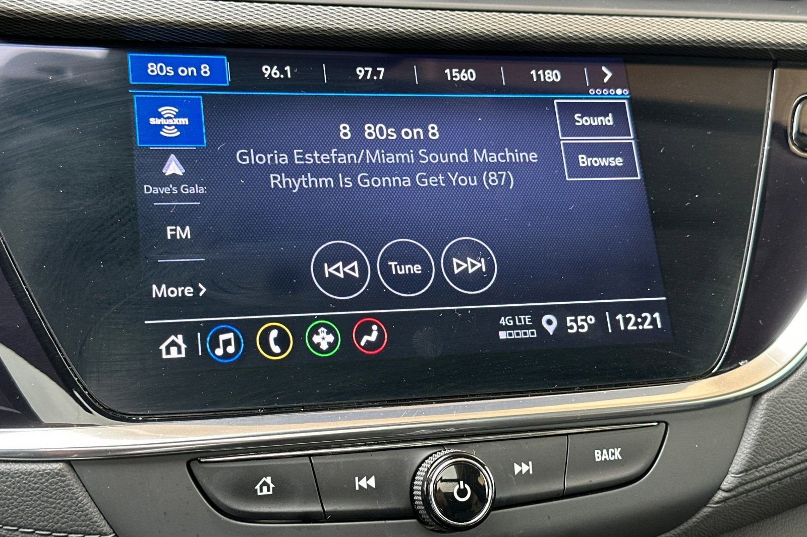 Certified 2023 Buick Encore GX Essence w/ Experience Buick Package image 19