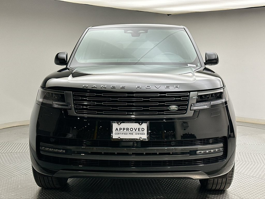 Certified 2025 Land Rover Range Rover SE AWD/4WD image 16