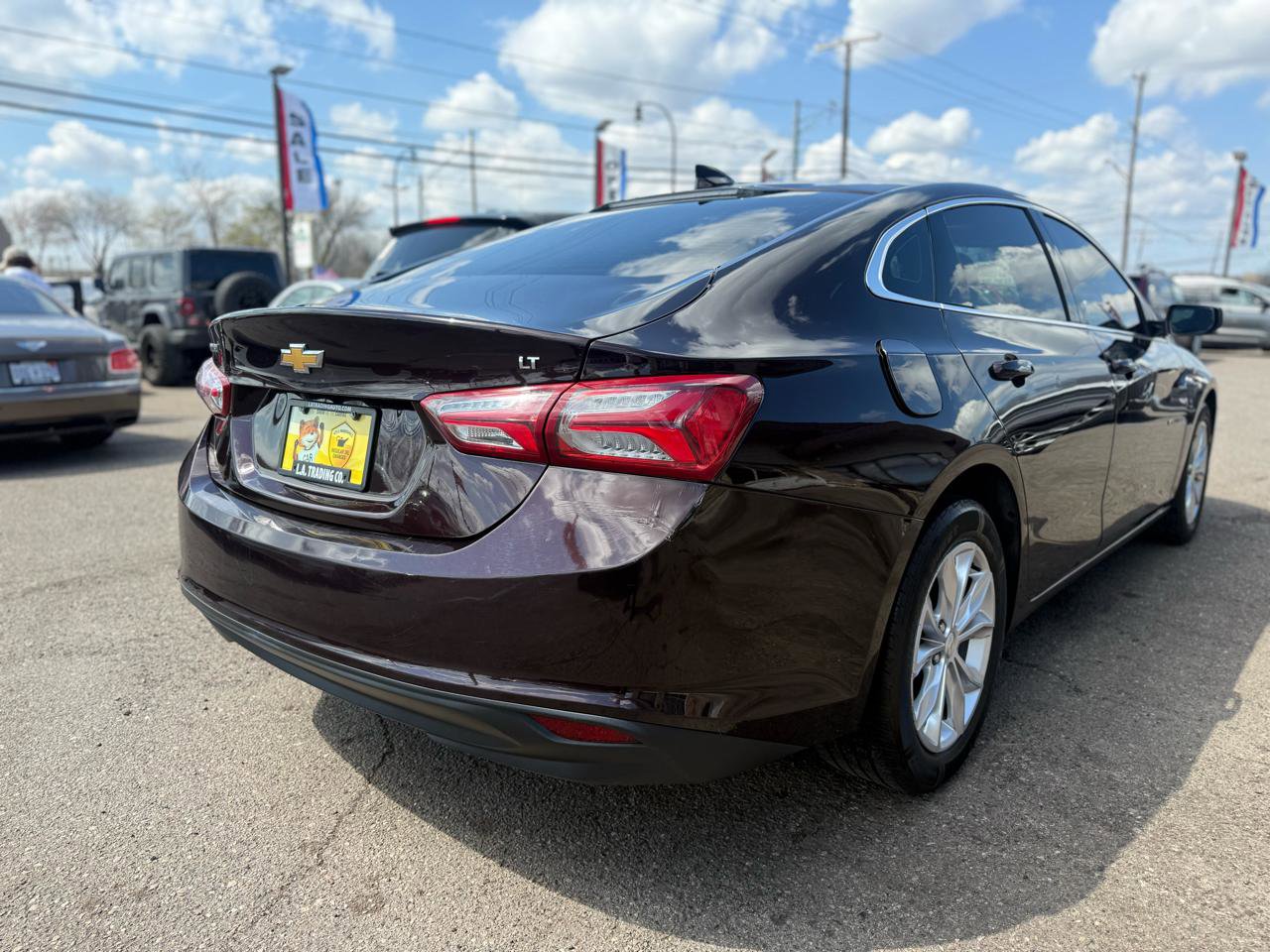 Used 2021 Chevrolet Malibu LT FWD image 5