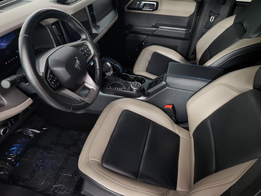 Used 2024 Ford Bronco Wildtrak AWD/4WD image 12