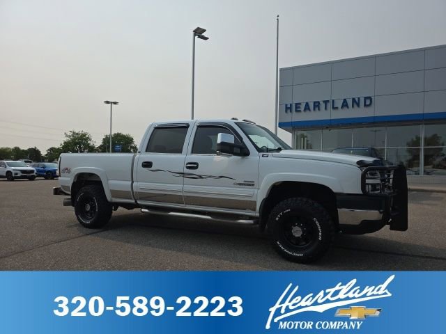 Used 2006 Chevrolet Silverado 2500 LT w/ Heavy-Duty Power Package image 1