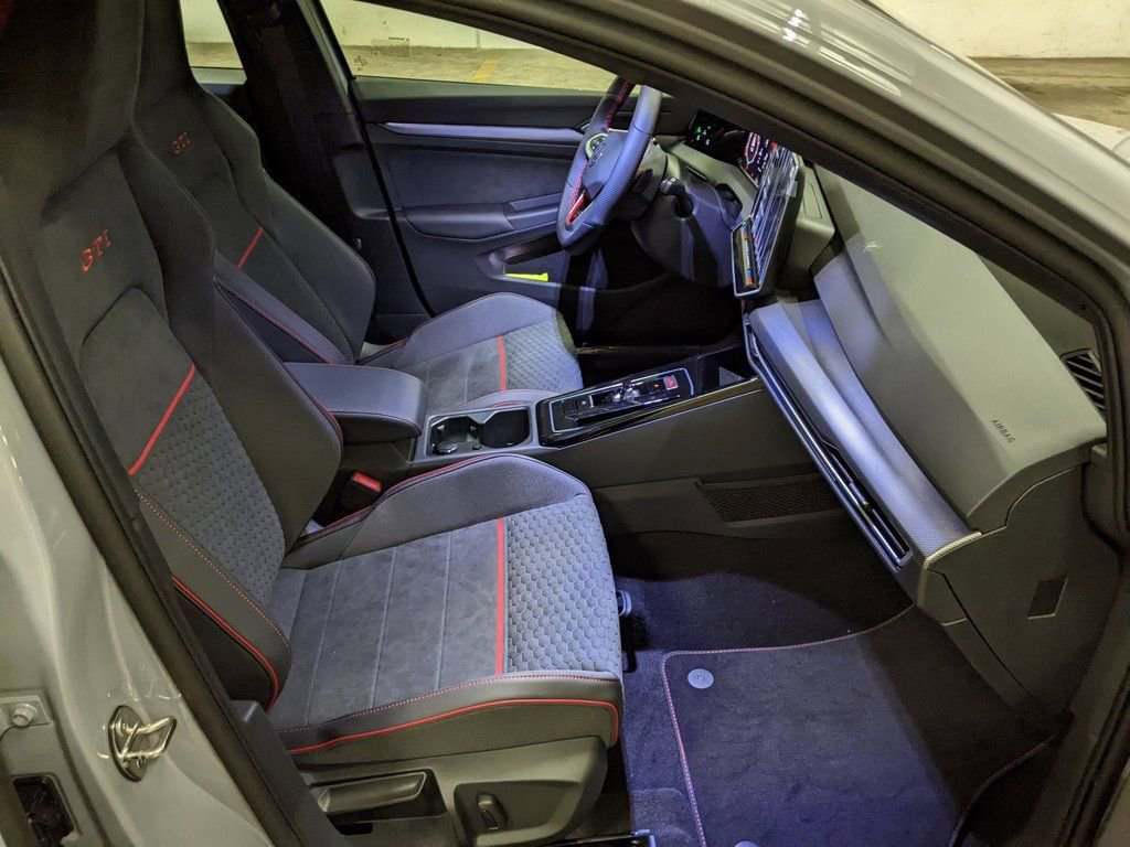 New 2026 Volkswagen GTI SE image 22