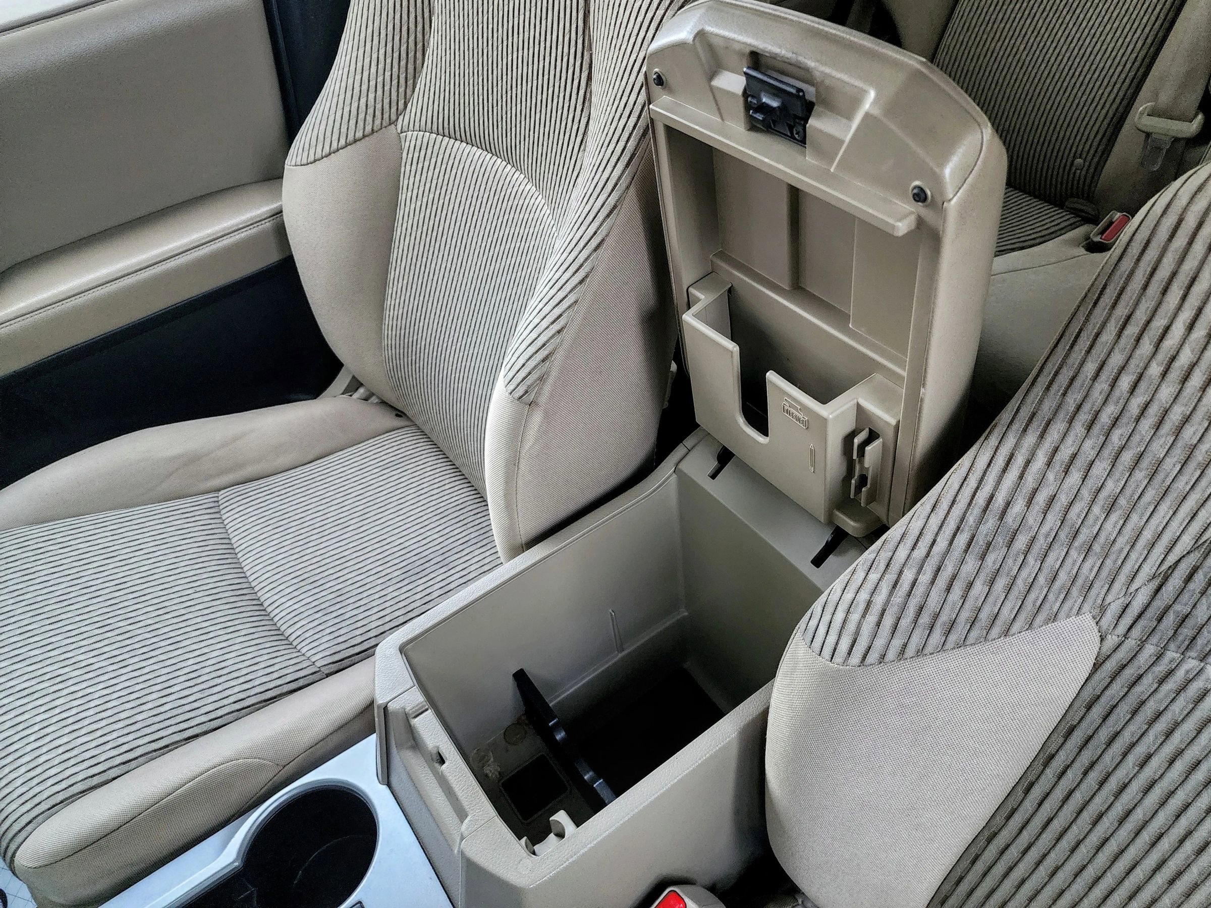 Used 2013 Toyota 4Runner SR5 image 32