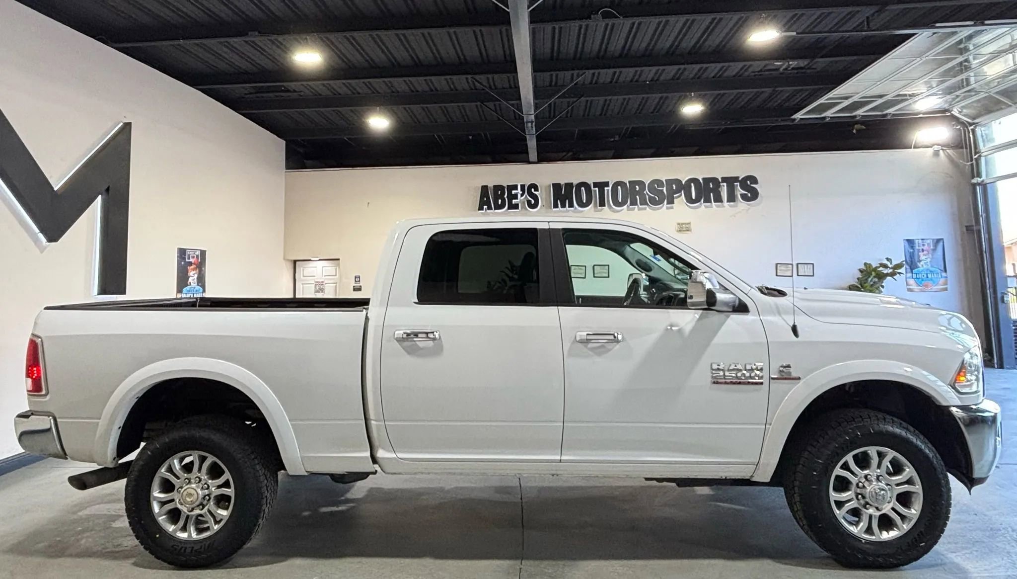 Used 2014 RAM 2500 Laramie AWD/4WD image 8