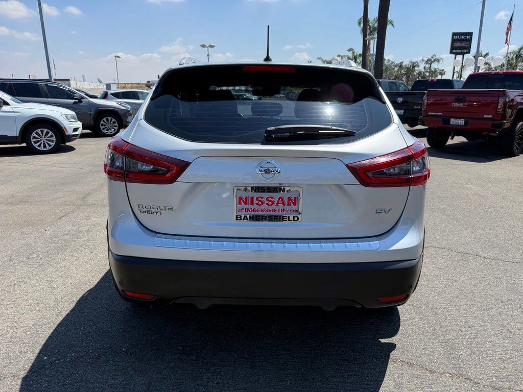 Used 2021 Nissan Rogue Sport SV FWD image 5