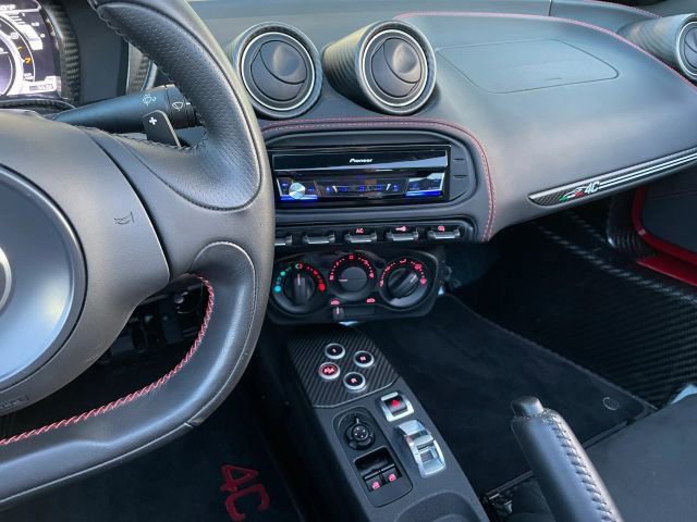 Used 2020 Alfa Romeo 4C Spider image 32