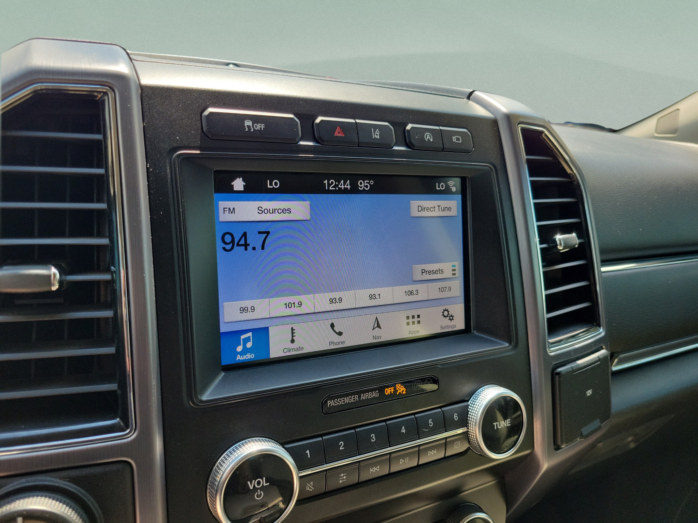 Used 2019 Ford Expedition Platinum RWD image 29