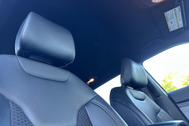 Used 2025 Jeep Compass Latitude w/ Convenience Group image 19