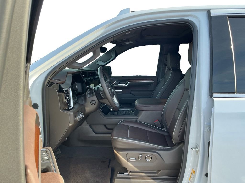 Used 2026 GMC Sierra 1500 Denali w/ Denali Reserve Package image 14