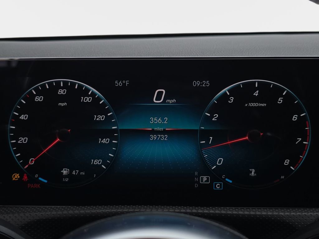 Used 2022 Mercedes-Benz CLA 250 image 21