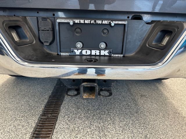 Used 2019 RAM 1500 Classic SLT w/ Luxury Group image 16